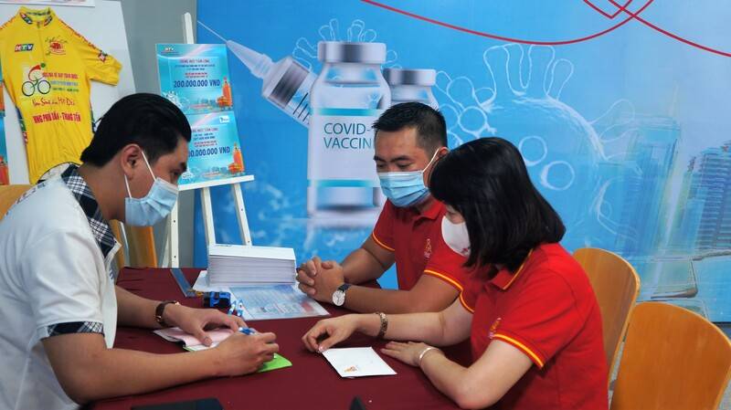 cong doan vissan ung ho tien mua vaccine